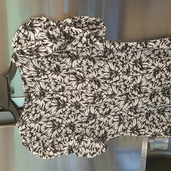 💕LIKELY💕 Saylor Dress ~ Black & White Abstract Floral Print 6 NWT - Picture 11 of 16